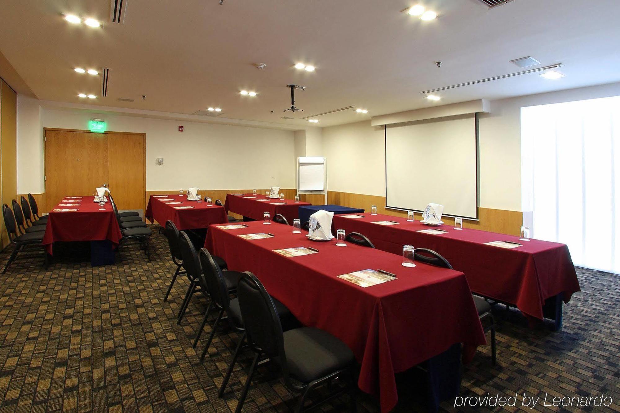 Fiesta Inn Tlalnepantla Tlalnepantla de Baz Esterno foto